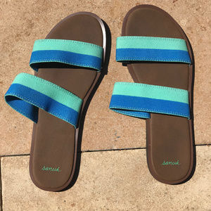 Sanuk Yoga Gora Gora Sandal